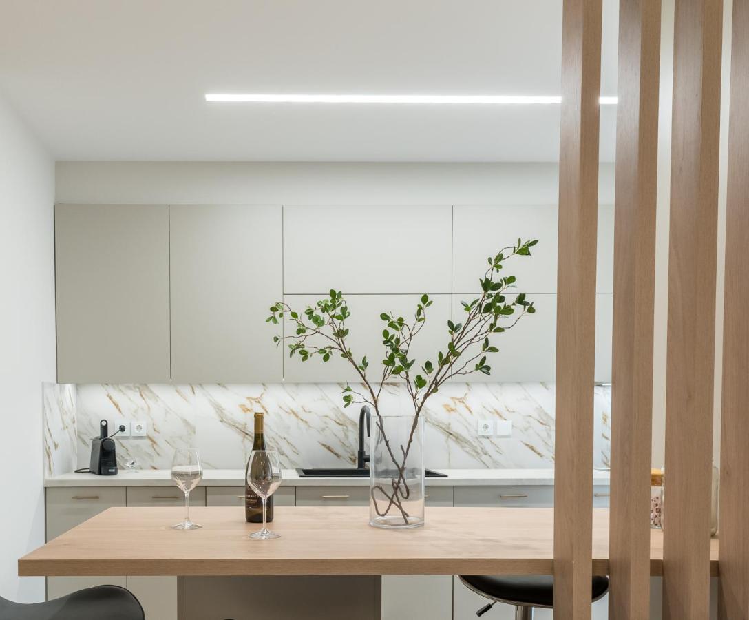 Imeros City Centre Apartment - Luxurious & Spacious! Kandiye Dış mekan fotoğraf